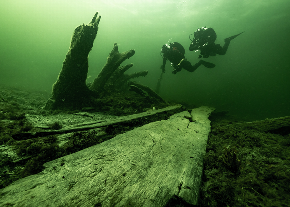 Divers explore the Griffin, or Gribshunden, shipwreck.