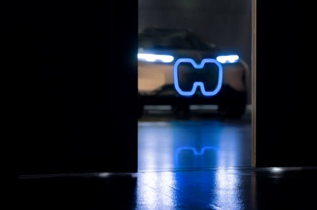 BMW Vision iNext teaser