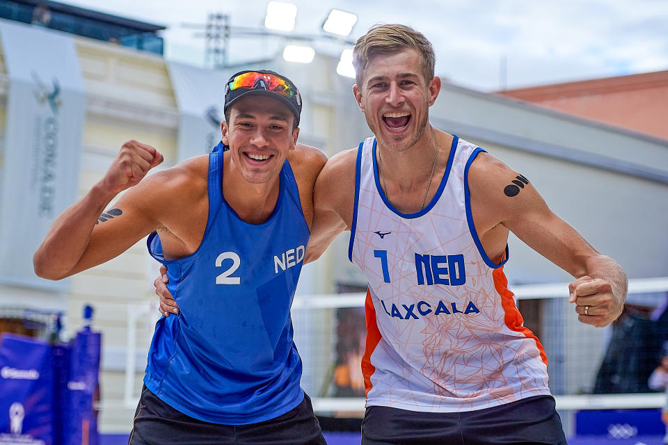 TLAXCALA, MEXICO - OCTOBER 8: Steven van de Velde of the Netherlands and Matthew Immers of the Netherlands during Day 2 of the Beach World Champs Tlaxcala 2023 at Tlaxcala Plaza de Toros on October 8, 2023 in Tlaxcala, Mexico. (Photo by Pablo Morano/BSR Agency/Getty Images)