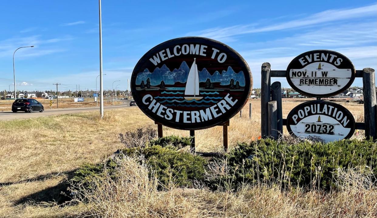 City of Chestermere’s staff and councillors have been dismissed, according to a media release Monday.  (Bryan Labby/CBC - image credit)