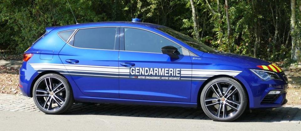 Les Cupra Leon modifiées par GRUAU pour la Gendarmerie nationale
