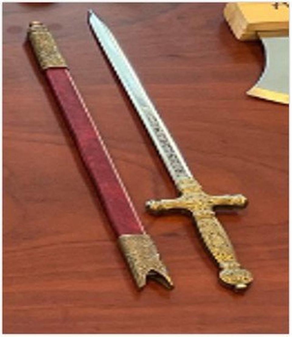 The double-edged letter opener confiscated by the TSA in Idaho in 2023.