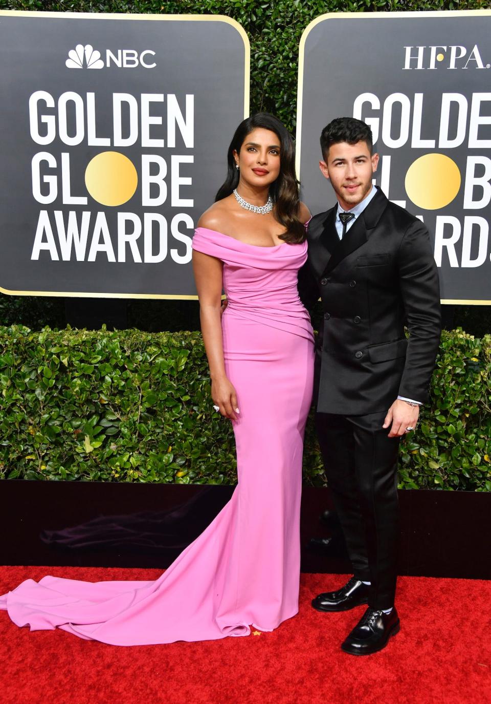 Priyanka Chopra Jonas and Nick Jonas at the Golden Globes on January 5, 2020.