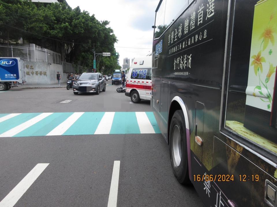 <strong>警方透過廖女乘騎的機車車牌查到車主廖母。（圖／警方提供）</strong>