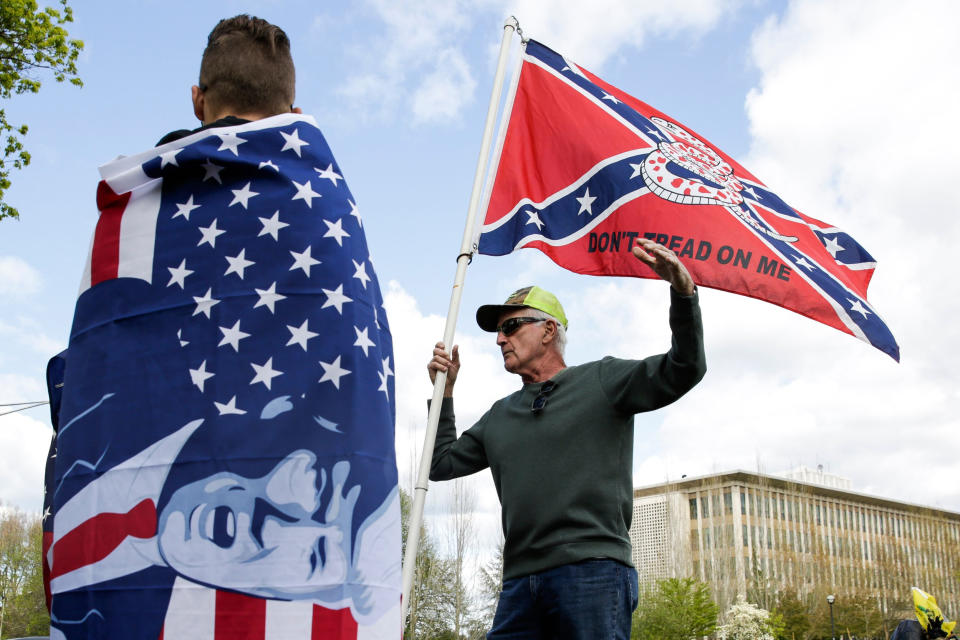 Image: US-HEALTH-VIRUS-POLITICS-PROTEST (Jason Redmond / AFP - Getty Images file)