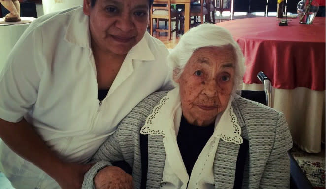 Doña Eva Mange, abuelita de Thalía cumplió 100 años/Laura Zapata/Thalia/Instagram