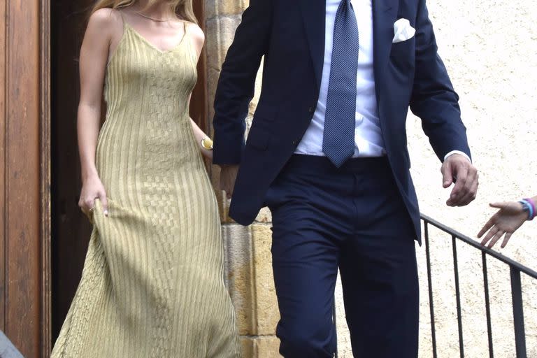 Gerard Piqué y Clara Chía asistieron a la boda del hermano menor del futbolista