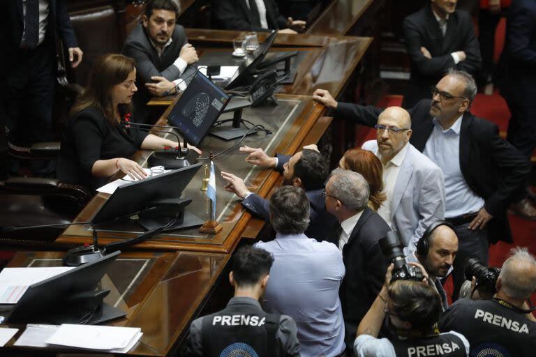 Sesión en Diputados 1/12/22