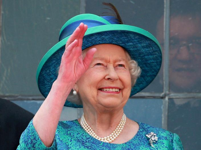 Queen Elizabeth waving