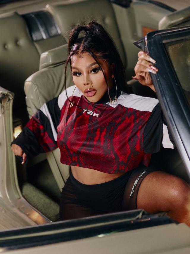 Lil Kim Debuts Bold PrettyLittleThing Collab Including Snakeskin 