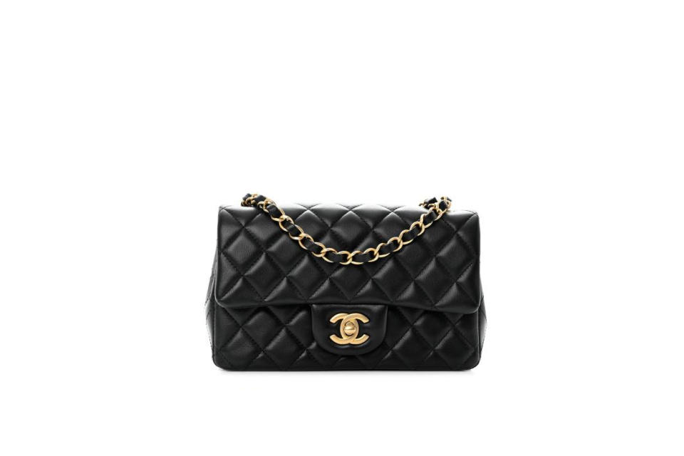 CHANEL Classic Flap Black USD$6070