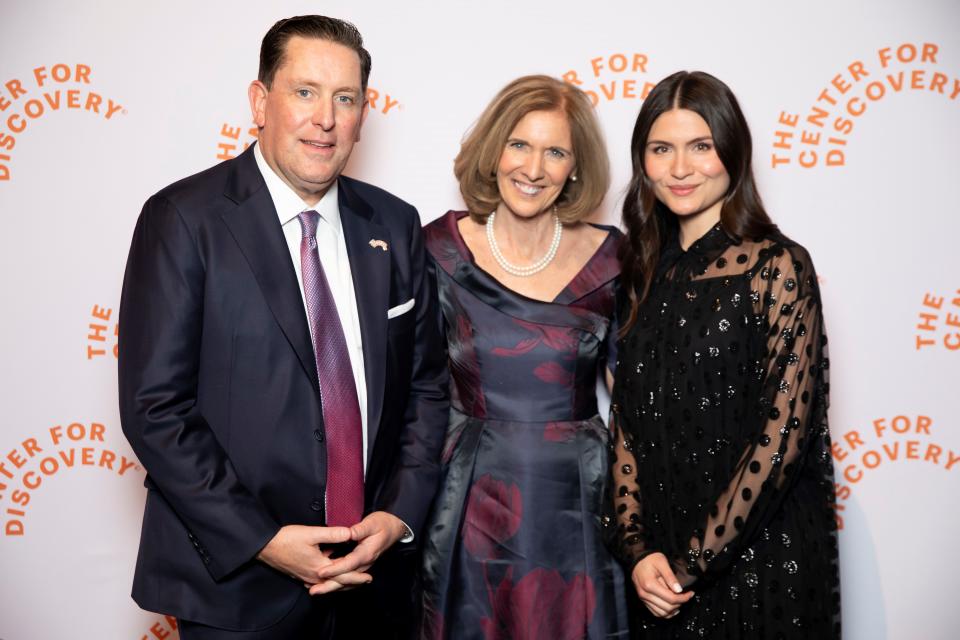 The Center for Discovery fundraiser red carpet feature Phillipa Soo alongside Theresa Hamlin and Edward C. Sweeney