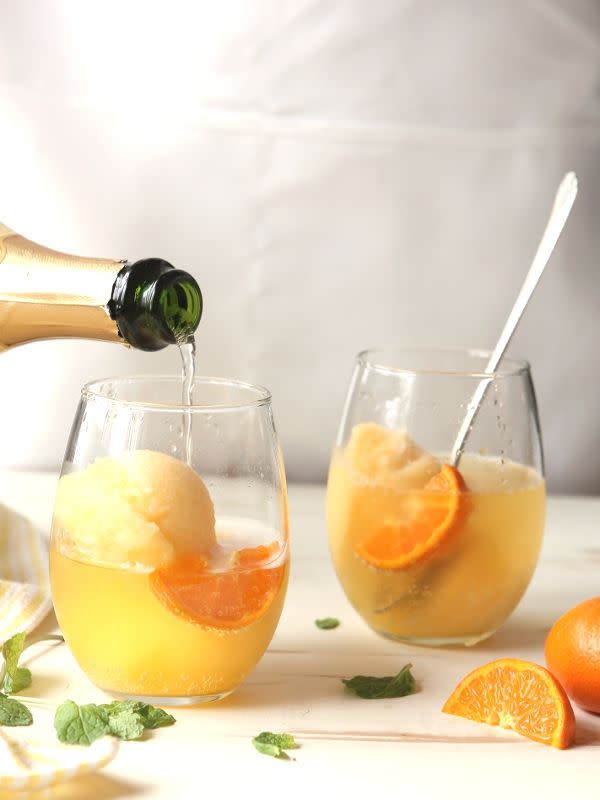 Sorbet Mimosa Floats