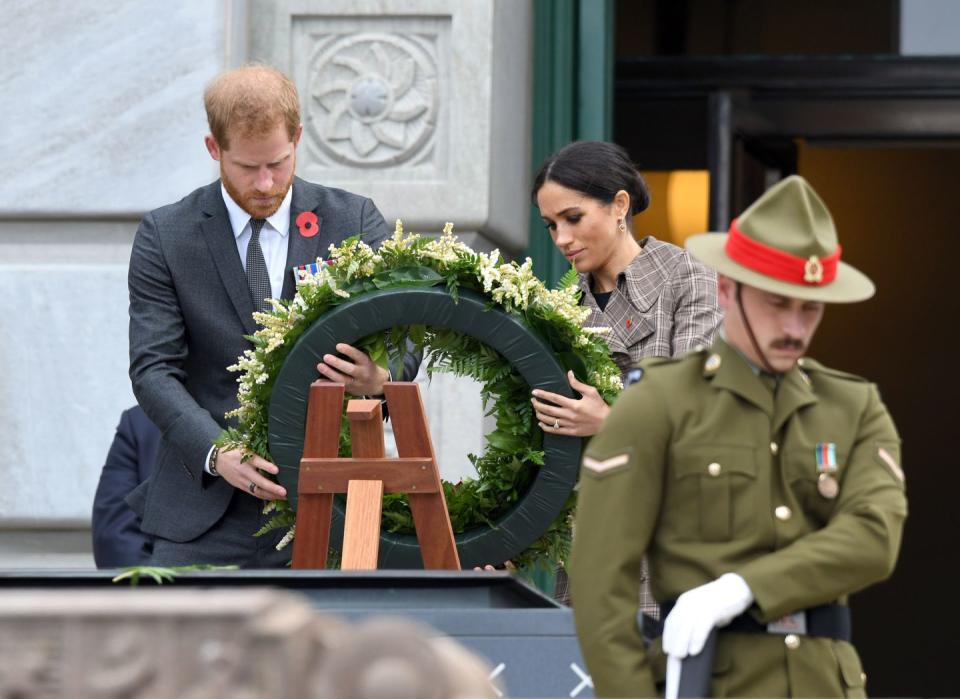 Harry and Meghan laid a wreath at the Tomb of the Unknown Warrior.