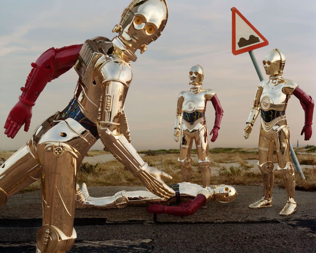 A group of cosplayers as C-3PO (Thurstan Redding/Kids of Cosplay)