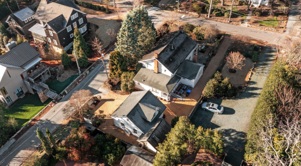 An aerial shot of 111 Battle Lane, Chapel Hill 27514