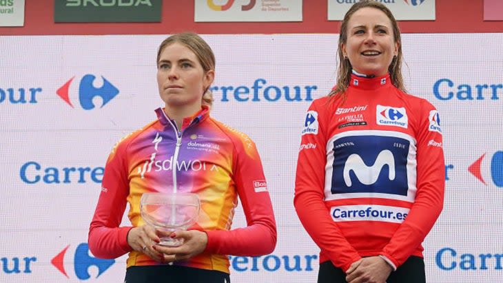 Annemiek van Vleuten and Demi Vollering. 