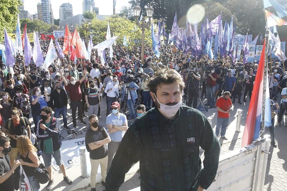 Juan Grabois, durante el acto que encabezó frente a la Rural de Palermo