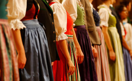 Dancers dressed in Tracht (traditional costumes) perform during the opening of the traditional Kathreintanz in Vienna, Austria, November 26, 2016. Picture taken November 26, 2016. REUTERS/Leonhard Foeger