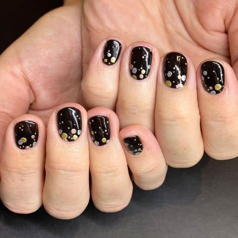 <p><a href="https://www.instagram.com/chalkboardnails/" data-component="link" data-source="inlineLink" data-type="externalLink" data-ordinal="1">@chalkboardnails</a> / Instagram</p>