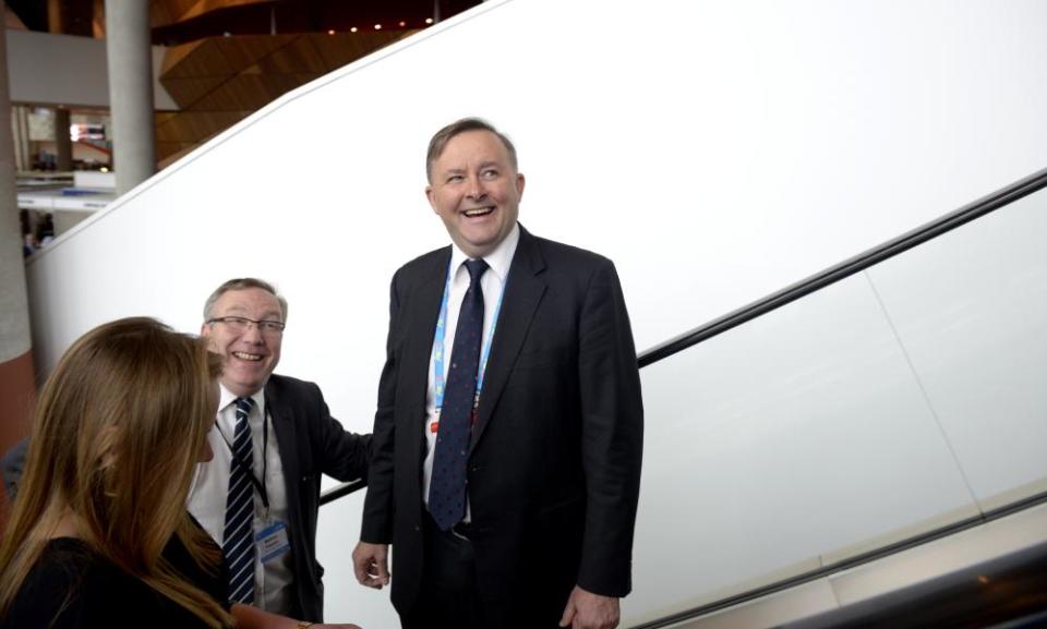 Anthony Albanese with long-term media adviser Matthew Franklin (left) in 2015.