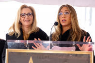 <p>Actor Jennifer Aniston speaks next to Lisa Kudrow during Courteney Cox's star unveiling ceremony on the Hollywood Walk of Fame in Los Angeles, California, U.S., February 27, 2023. REUTERS/Mario Anzuoni</p> 