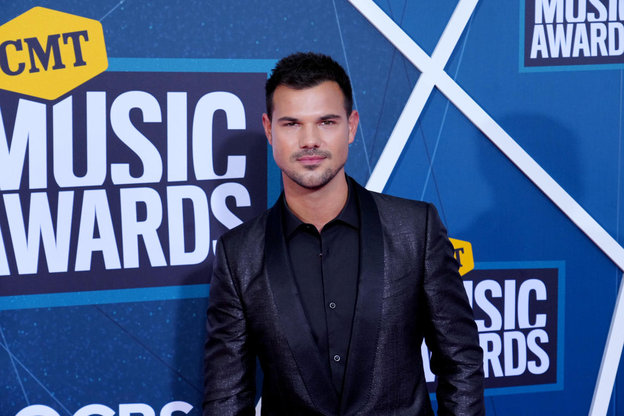 Taylor Lautner opens up about struggling with body image after Twilight. (Photo: Getty Images)