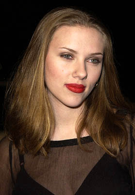 Scarlett Johansson at the Beverly Hills premiere of Columbia's Black Hawk Down