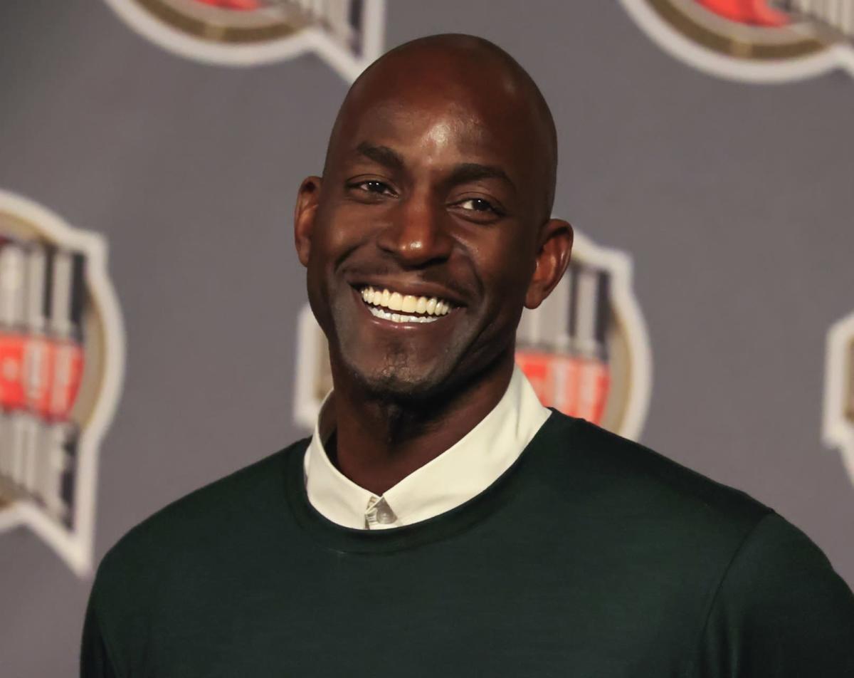 The Celtics make Kevin Garnett eternal in the Garden