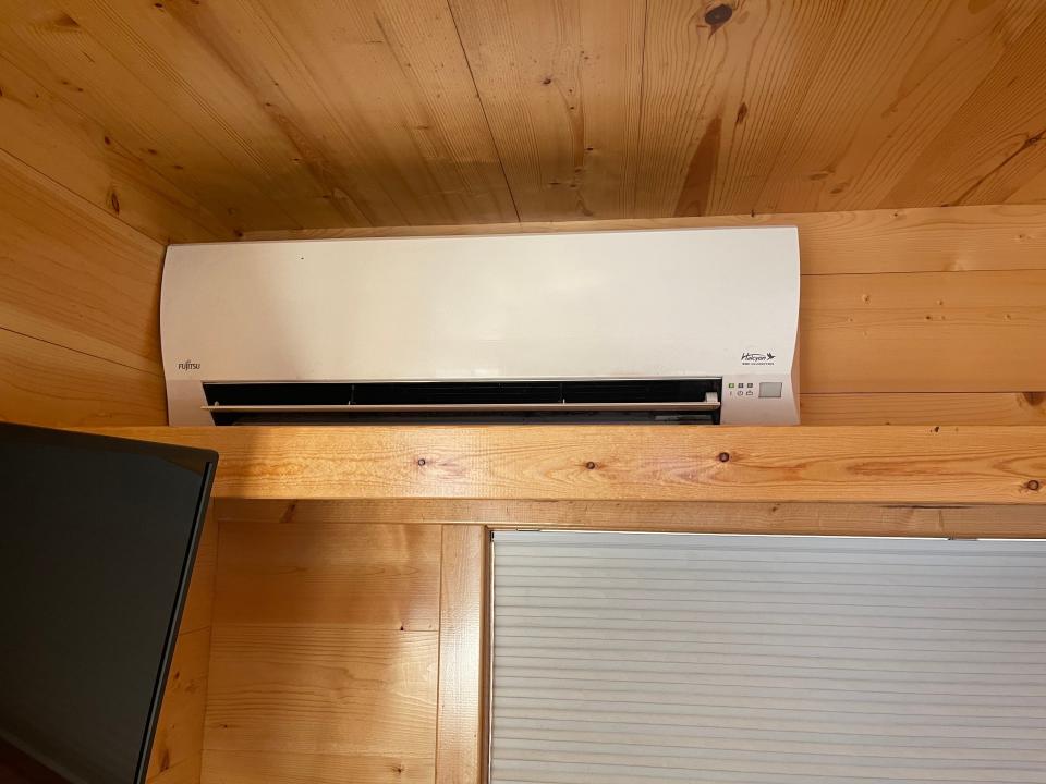 central air unit in tiny home airbnb near disneyland