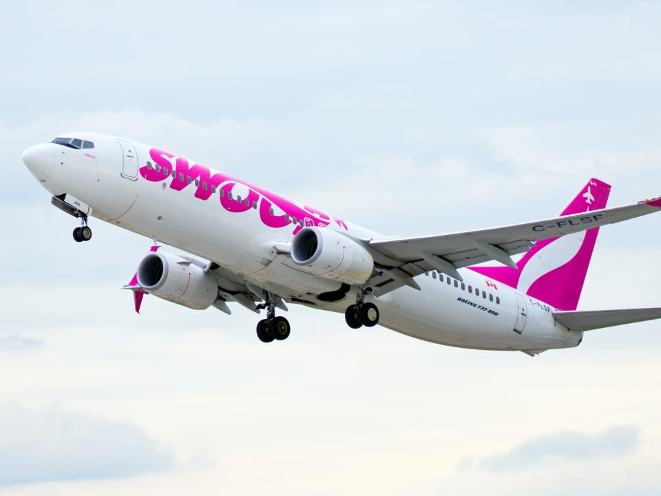 Swoop Boeing 737-800