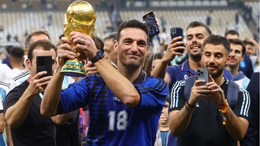 Lionel Scaloni fue premiado por su labor en la Selección argentina.