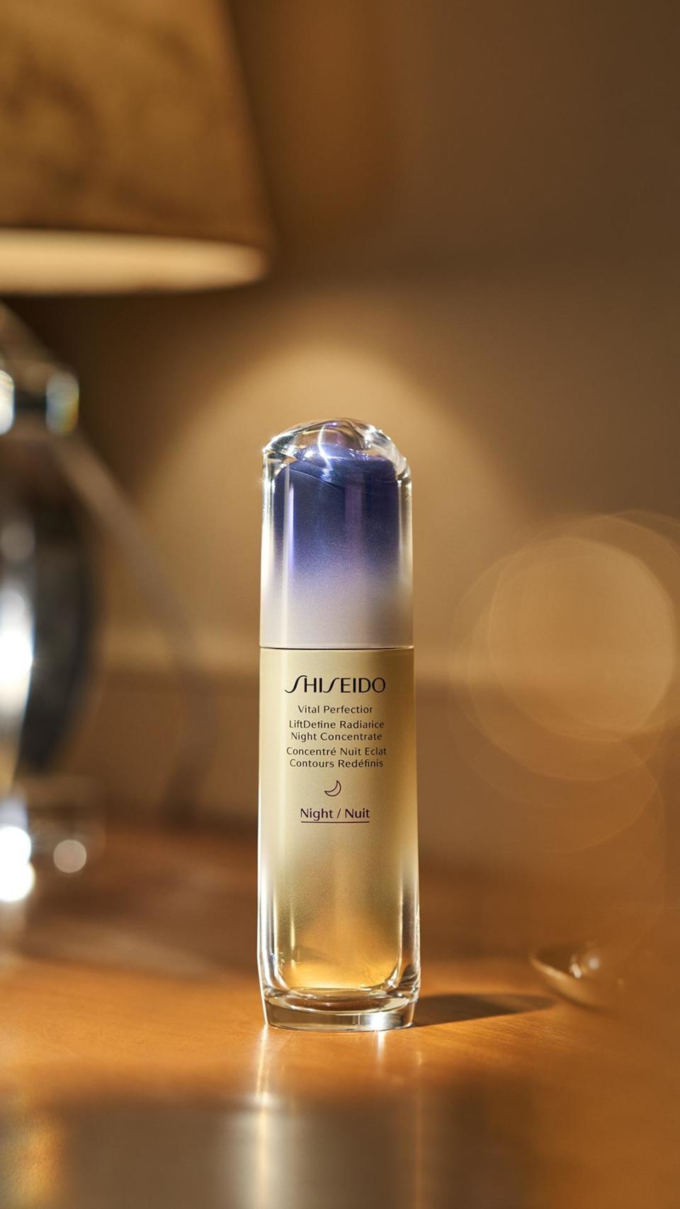 緊緻面霜/精華推薦2024｜SHISEIDO VITAL PERFECTION極緻提拉緊膚晚間精華 $1,450/40ml、$2,250/80ml