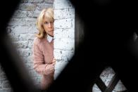 <p>Suspecting he's after Audrey's money, Gail starts to keep a very close eye on the "reformed" conman. </p>