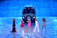 LONDON, ENGLAND - AUGUST 12: Victoria Beckham, Geri Halliwell, Emma Bunton, Melanie Brown and Melanie Chisholm of The Spice Girls perform during the Closing Ceremony on Day 16 of the London 2012 Olympic Games at Olympic Stadium on August 12, 2012 in London, England. (Photo by Stu Forster/Getty Images)