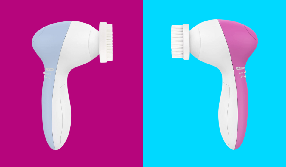 the cleansing brush in two colors