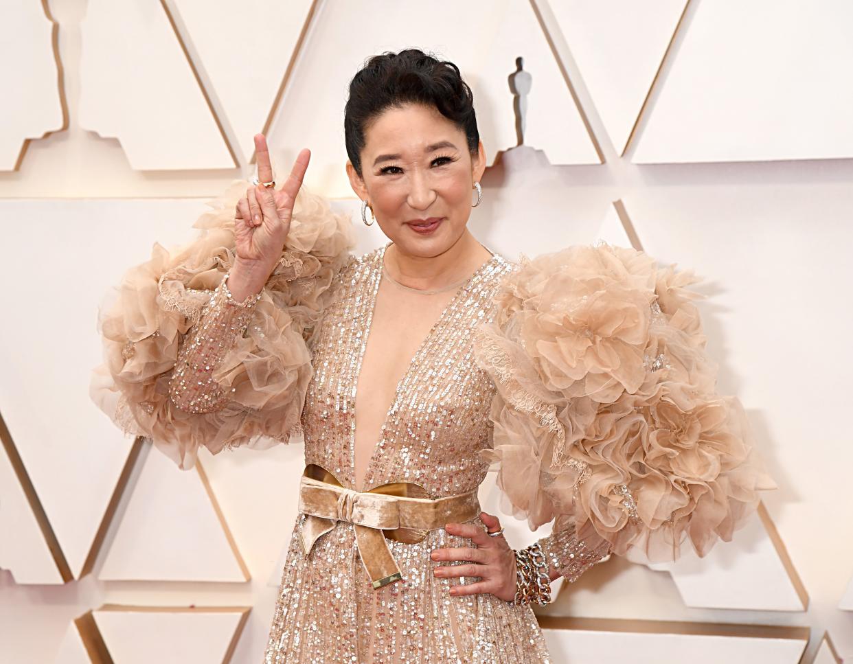 Sandra Oh attends the 92nd Annual Academy Awards at Hollywood and Highland on February 09, 2020 in Hollywood, California.