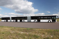 As an intermediate public transport vehicle, it combines features of conventional buses and advantages of trams.