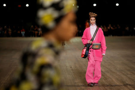 Models present creations from Marc Jacobs SS 2018 collection during New York Fashion Week in New York City, U.S. September 13, 2017. REUTERS/Eduardo Munoz