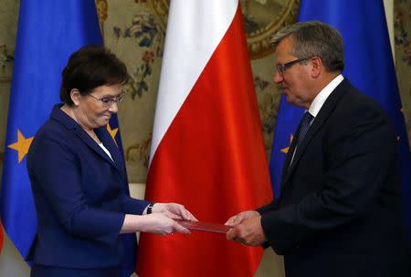 Polish President Bronislaw Komorowski nominates parliament speaker Ewa Kopacz (L) as new prime minister in Warsaw September 15, 2014. REUTERS/Kacper Pempel