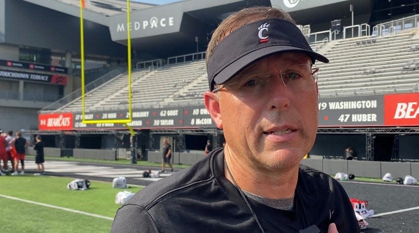 UC head coach Scott Satterfield is a former quarterback who calls the plays for the Bearcats. He gets input from offensive coordinator Brad Glenn and quarterbacks coach Pete Thomas.