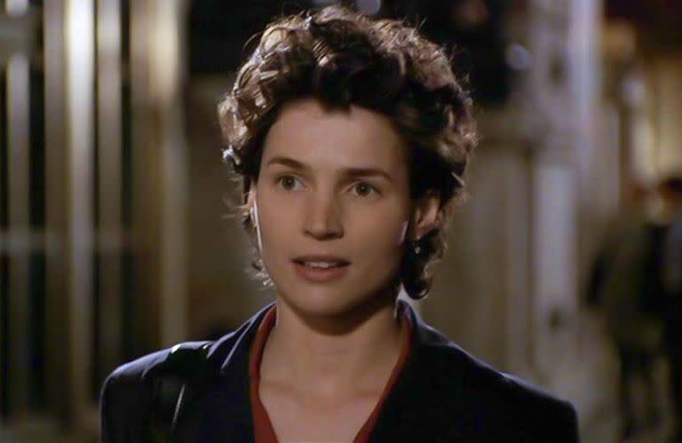 Julia Ormond en Sabrina, nueva versión del clásico de Billy Wilder que protagonizó Audrey Hepburn, con Harrison Ford 