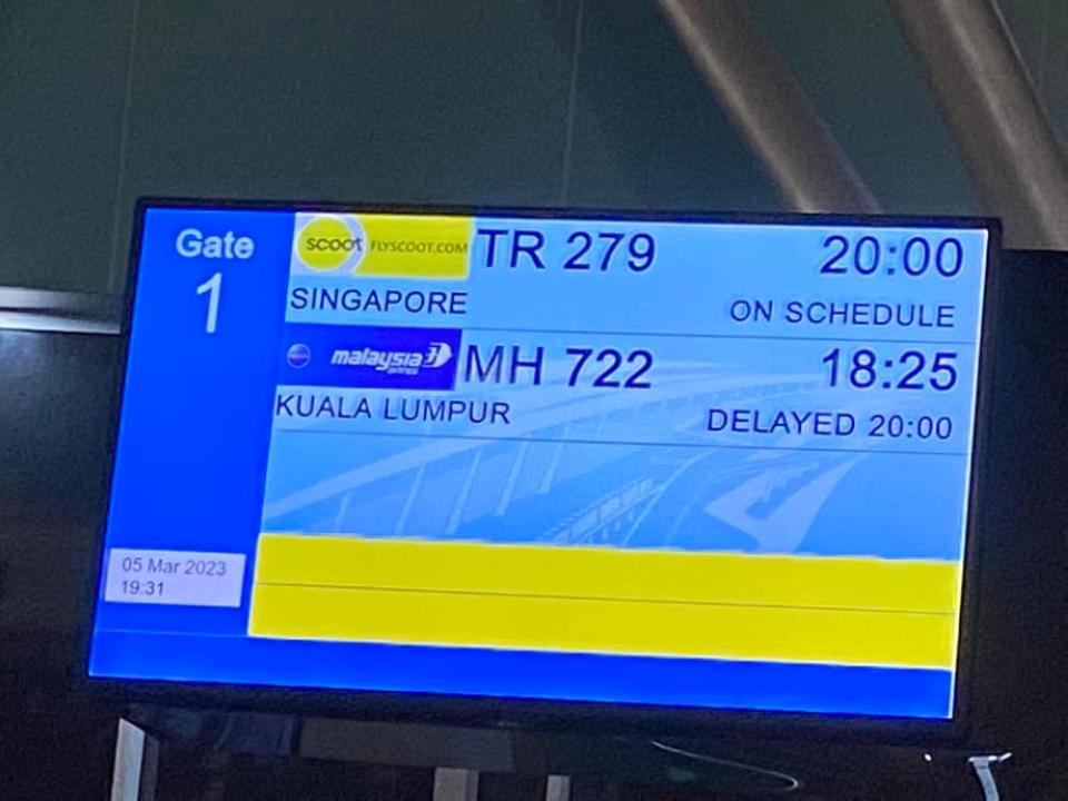 A screenshot of the original MH722 flight that the MPs were supposed to take back to Malaysia yesterday. — Picture courtesy of Facebook/Wilfred Madius Tangau