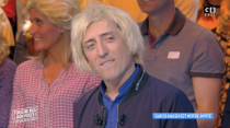 <p>Fan du look de toute la salle, l’humoriste a jeté son dévolu sur une coupe qui n’est pas sans rappeler celle de Boris Johnson.</p>