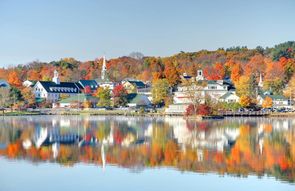 Fall foliage on Lake Winnipesaukee in Meredith, New Hampshire.