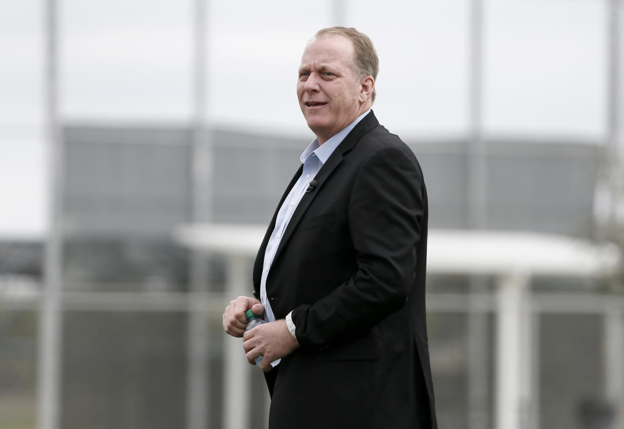 Curt Schilling was left calling for assistance when his trailer carrying supplies to Texas broke down on Saturday. (AP)