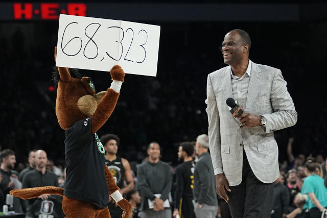 The Spurs Break an NBA Attendance Record with Alamodome Return