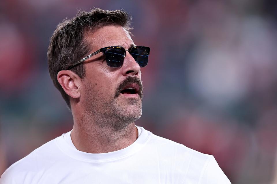 EAST RUTHERFORD, NEW JERSEY - OCTOBER 01: Injured Aaron Rodgers #8 of the New York Jets looks on prior to the game against the Kansas City Chiefs at MetLife Stadium on October 01, 2023 in East Rutherford, New Jersey. (Photo by Dustin Satloff/Getty Images)