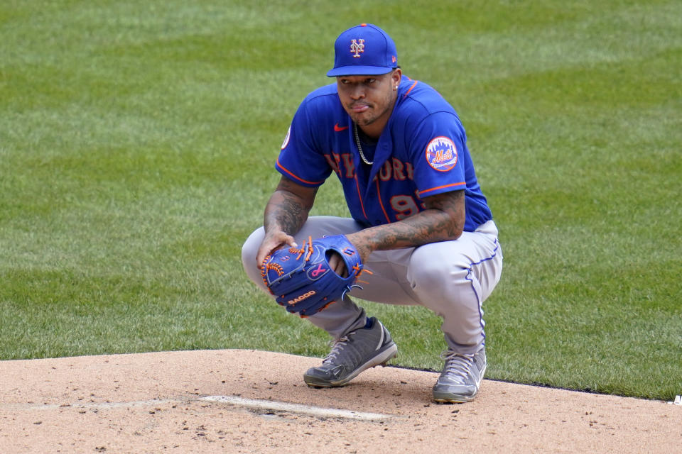 New York Mets starting pitcher Taijuan Walker collects himself on the mound after committing a fielding error on a ball hit by Pittsburgh Pirates' Kevin Newman during the first inning of a baseball game in Pittsburgh, Sunday, July 18, 2021. Three runs scored.d (AP Photo/Gene J. Puskar)