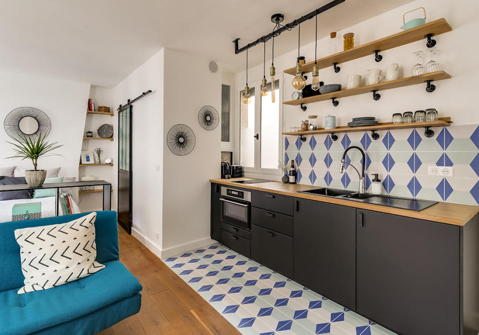 Appartement de 30 m2 aménagé avec une cuisine en longueur